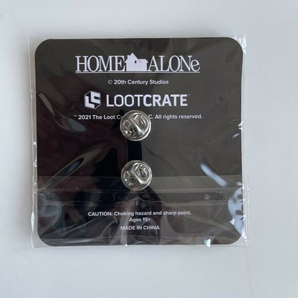 Home Alone Movie Spider Pin Tarantula Loot Crate Exclusive NEW 2021 LootCrate - Picture 3 of 6